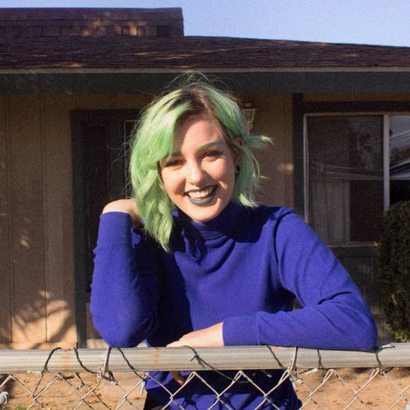 Meet your Posher, Diana - Picture 1 of 1